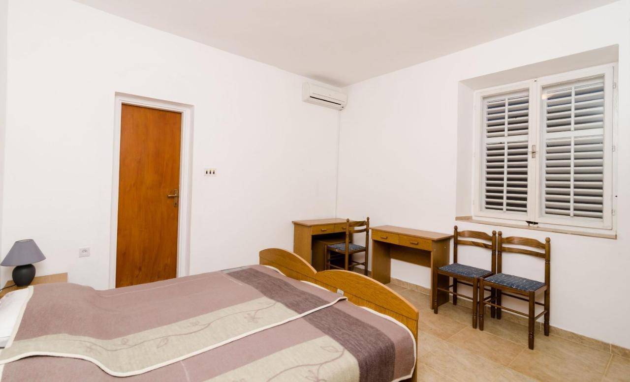 Guest House Kiko Pomena Camera foto